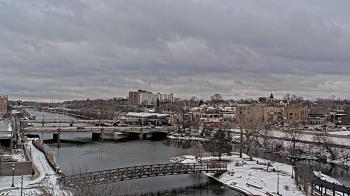 Weather camera view of City of Elgin.