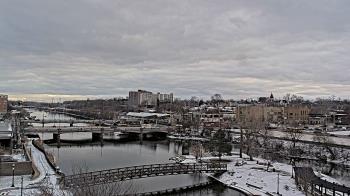 Weather camera view of City of Elgin.