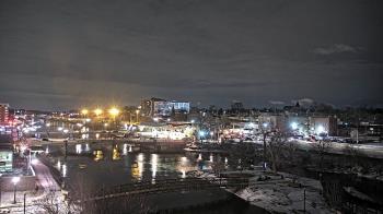 Weather camera view of City of Elgin.