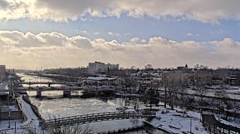 Weather camera view of City of Elgin.