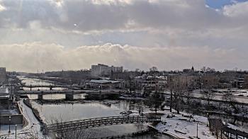 Weather camera view of City of Elgin.