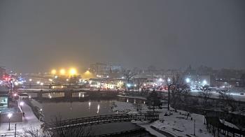 Weather camera view of City of Elgin.