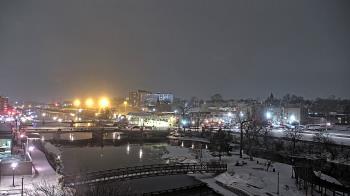 Weather camera view of City of Elgin.