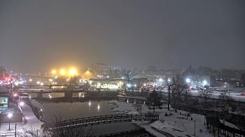 Weather camera view of City of Elgin.