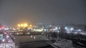 Weather camera view of City of Elgin.