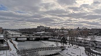 Weather camera view of City of Elgin.