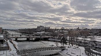 Weather camera view of City of Elgin.