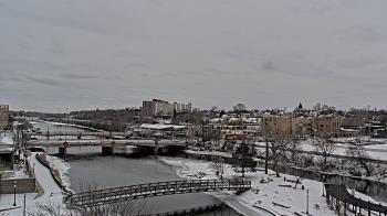 Weather camera view of City of Elgin.