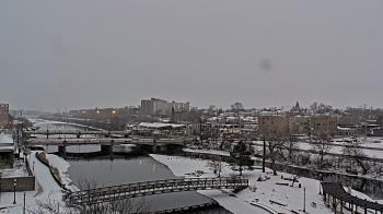 Weather camera view of City of Elgin.