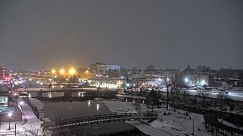 Weather camera view of City of Elgin.