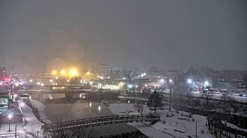 Weather camera view of City of Elgin.