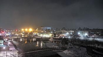 Weather camera view of City of Elgin.