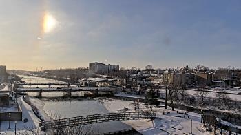 Weather camera view of City of Elgin.