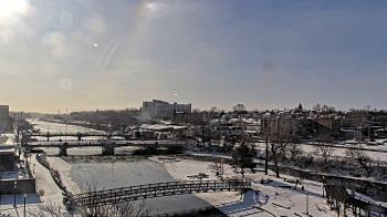 Weather camera view of City of Elgin.