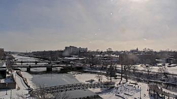 Weather camera view of City of Elgin.