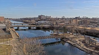 Weather camera view of City of Elgin.