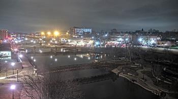 Weather camera view of City of Elgin.