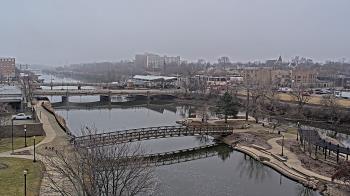 Weather camera view of City of Elgin.