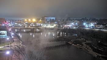 Weather camera view of City of Elgin.