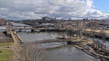 Weather camera view of City of Elgin.