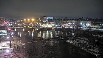 Weather camera view of City of Elgin.