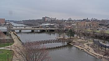 Weather camera view of City of Elgin.
