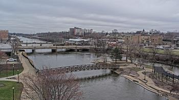 Weather camera view of City of Elgin.