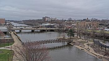 Weather camera view of City of Elgin.