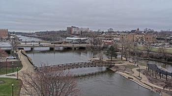 Weather camera view of City of Elgin.