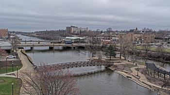 Weather camera view of City of Elgin.