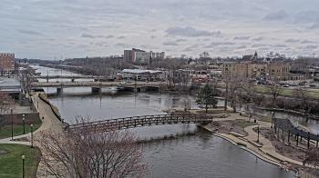 Weather camera view of City of Elgin.