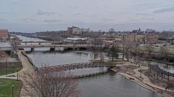 Weather camera view of City of Elgin.