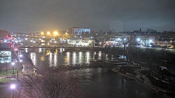 Weather camera view of City of Elgin.