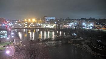 Weather camera view of City of Elgin.