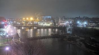 Weather camera view of City of Elgin.