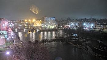 Weather camera view of City of Elgin.