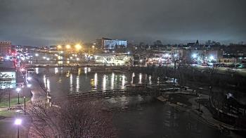 Weather camera view of City of Elgin.