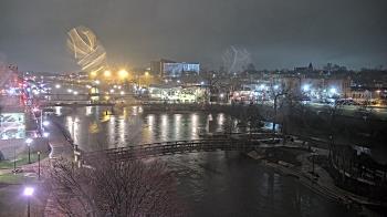 Weather camera view of City of Elgin.