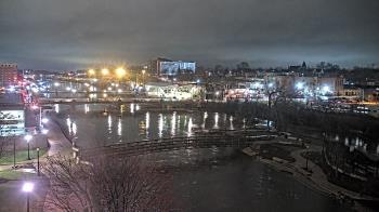 Weather camera view of City of Elgin.