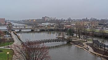 Weather camera view of City of Elgin.