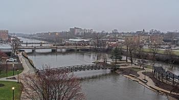 Weather camera view of City of Elgin.