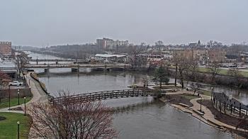 Weather camera view of City of Elgin.