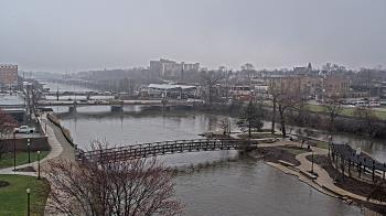 Weather camera view of City of Elgin.