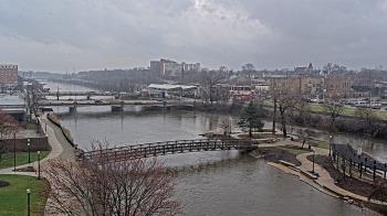 Weather camera view of City of Elgin.