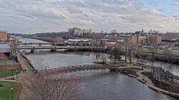 Weather camera view of City of Elgin.