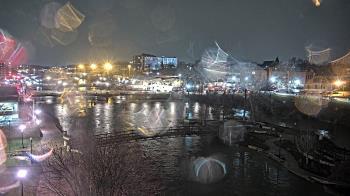 Weather camera view of City of Elgin.