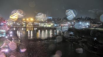 Weather camera view of City of Elgin.