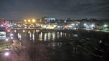 Weather camera view of City of Elgin.