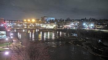 Weather camera view of City of Elgin.