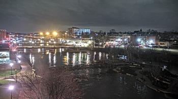 Weather camera view of City of Elgin.